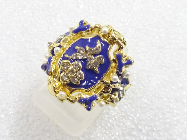 JAPANESE KIMONO / ANTIQUE CRYSTAL RING (SIZE 12)